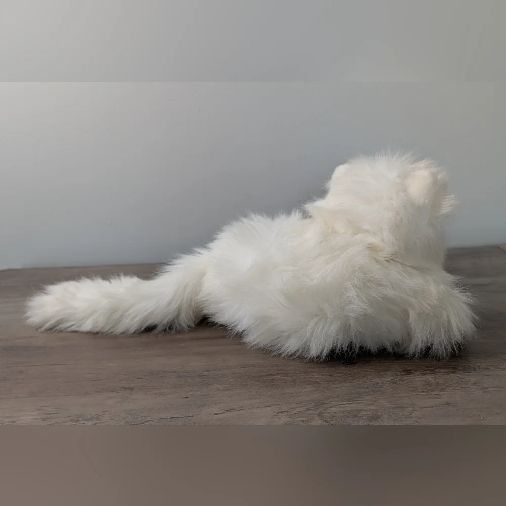 Vintage Kitty Kitty Kittens White Persian Cat Fluffy Blue Eyes A&A Plush 1992